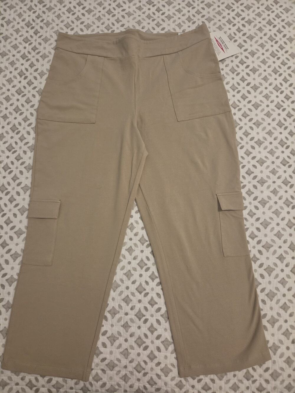 RETIRED Women With Control Cargo Crop Pants Size Large Khaki NWT A264074